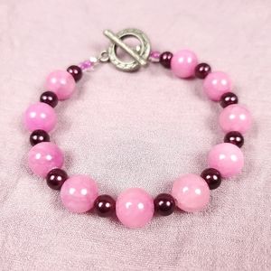 🎉HP~7/10/22🎉 🦋 Orchid Pink Agate Beaded Bracelet 🦋1/$14~2/$24~3/$30🦋